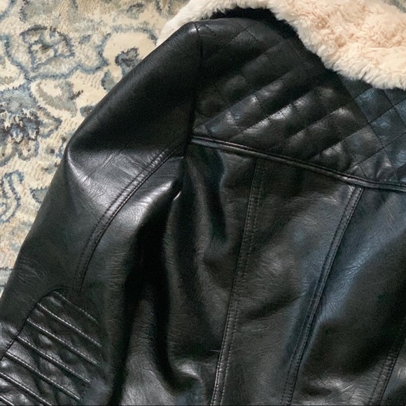 🖤 XS GUESS Leather Jacket 🖤 - Picture 4 of 4